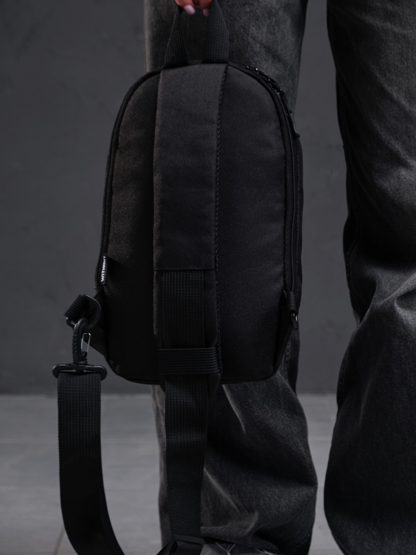 Мессенджер Without модель 8049194 Фото