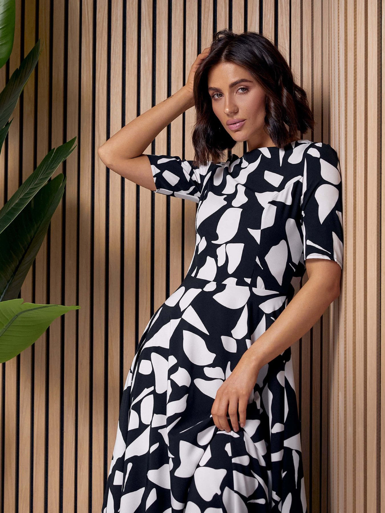 Сукня максі ISSA Plus модель 14540_черный Сукня максі ISSA Plus модель 14540_черный Фото