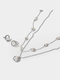 Серьги-гвоздики PANDORA модель 293154C01 Фото