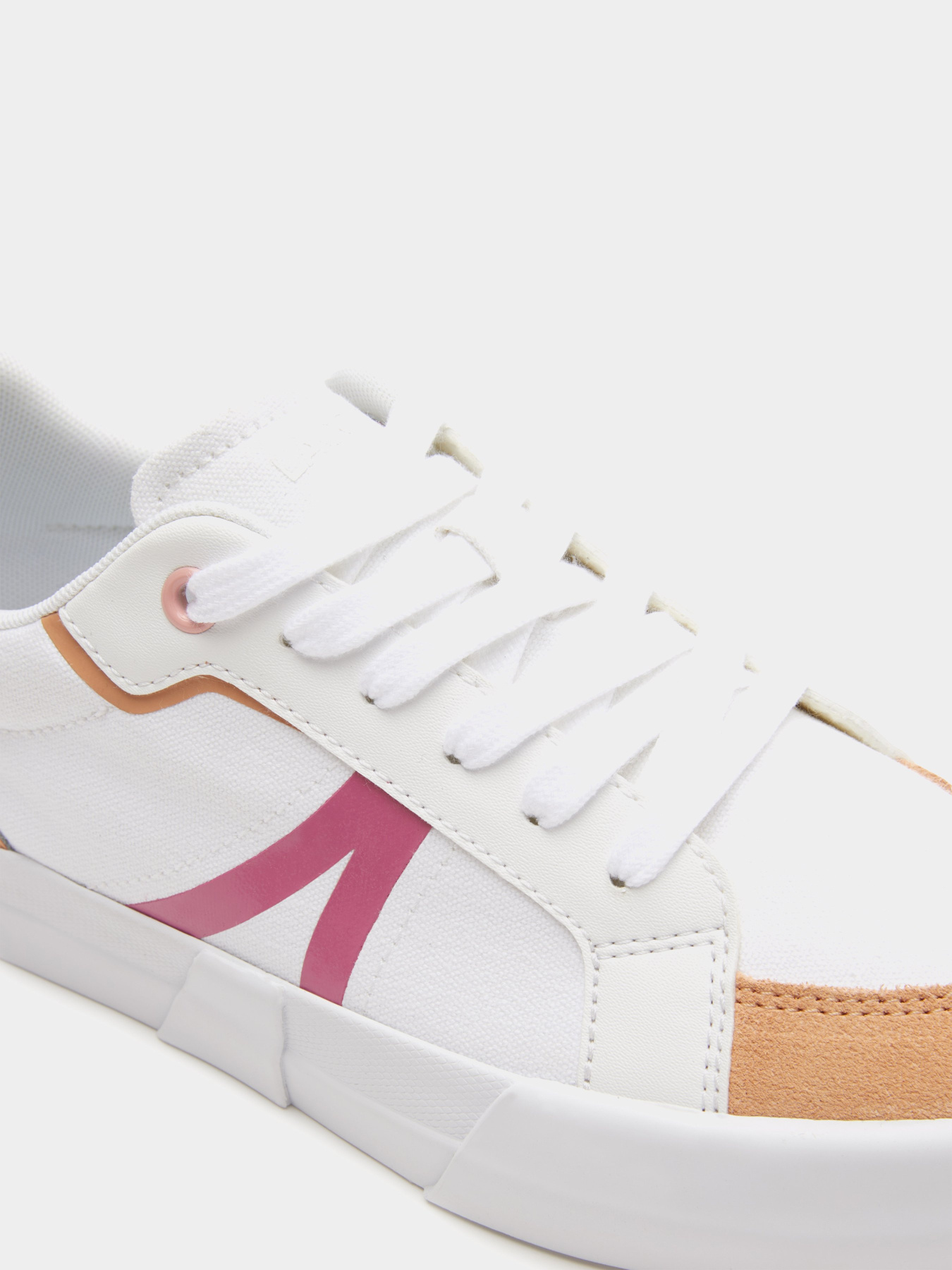 Кеды низкие Lacoste модель 745CFA0038AJ8 Фото