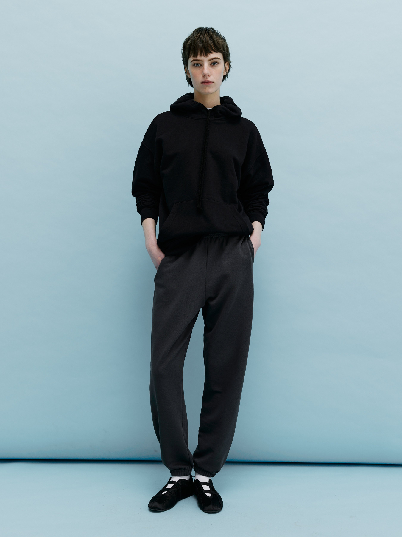 Худи Роза модель 231110_black Фото