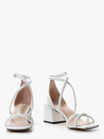 Босоніжки LeBERDES модель 00000016881 Фото