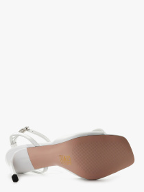 Босоніжки LeBERDES модель 00000016928 Фото