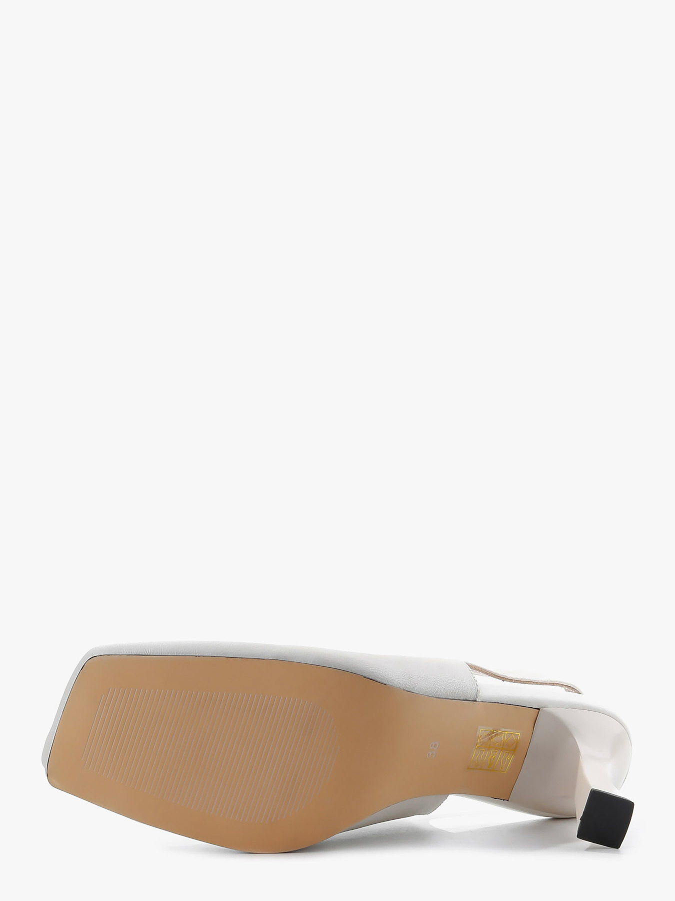 Босоніжки LeBERDES модель 00000016980 Фото