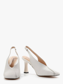 Босоніжки LeBERDES модель 00000016980 Фото