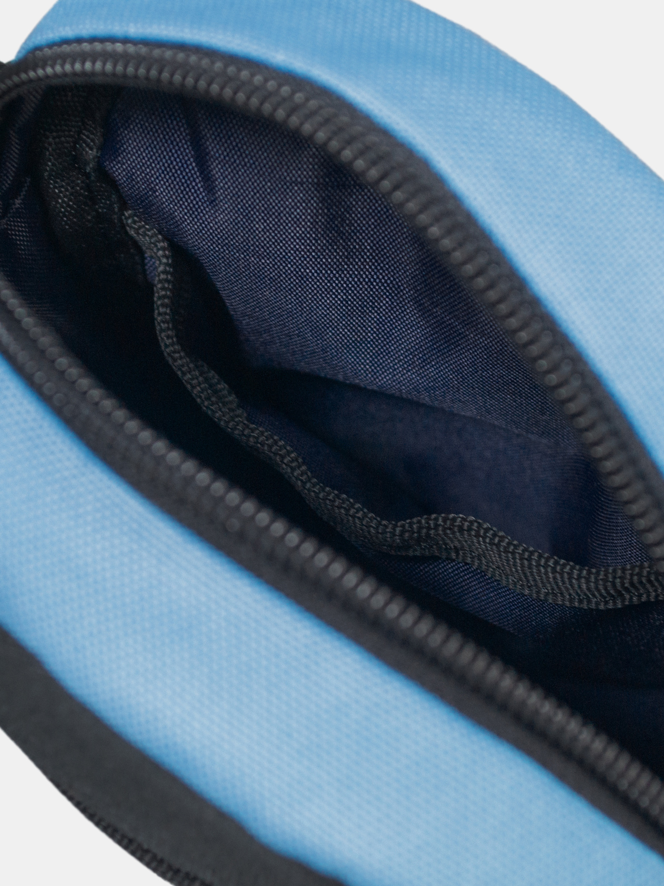 Мессенджер Famk модель 1068 Фото