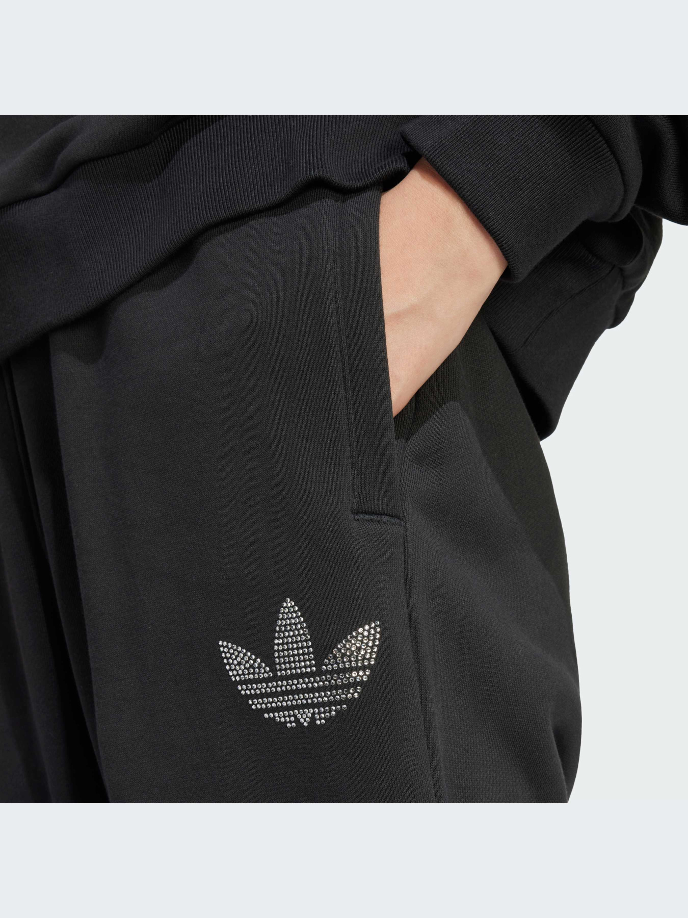 Джогери Adidas модель IT9663 Джогери Adidas модель IT9663 Фото