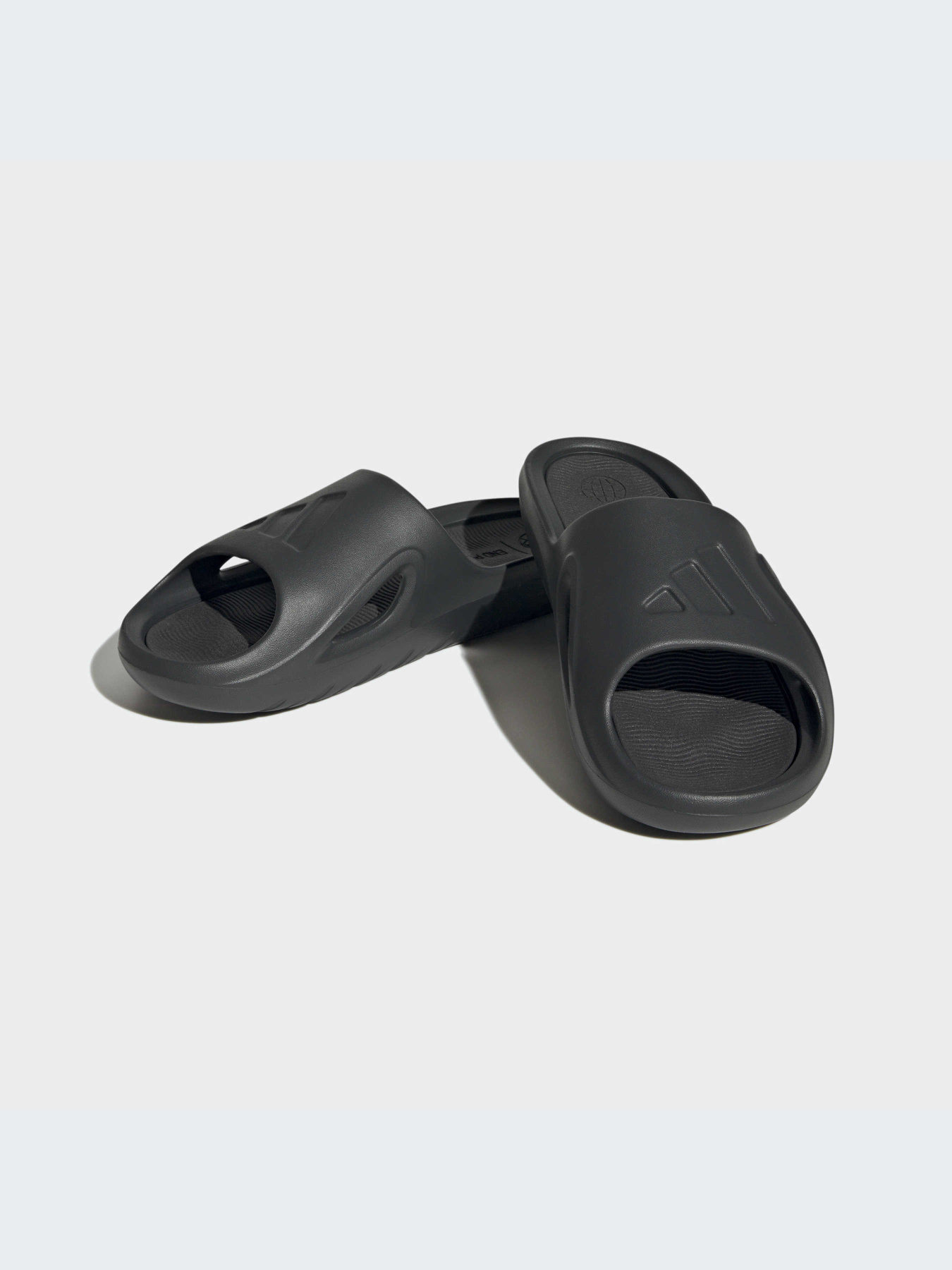 Шльопанці Adidas модель HQ9915 Фото