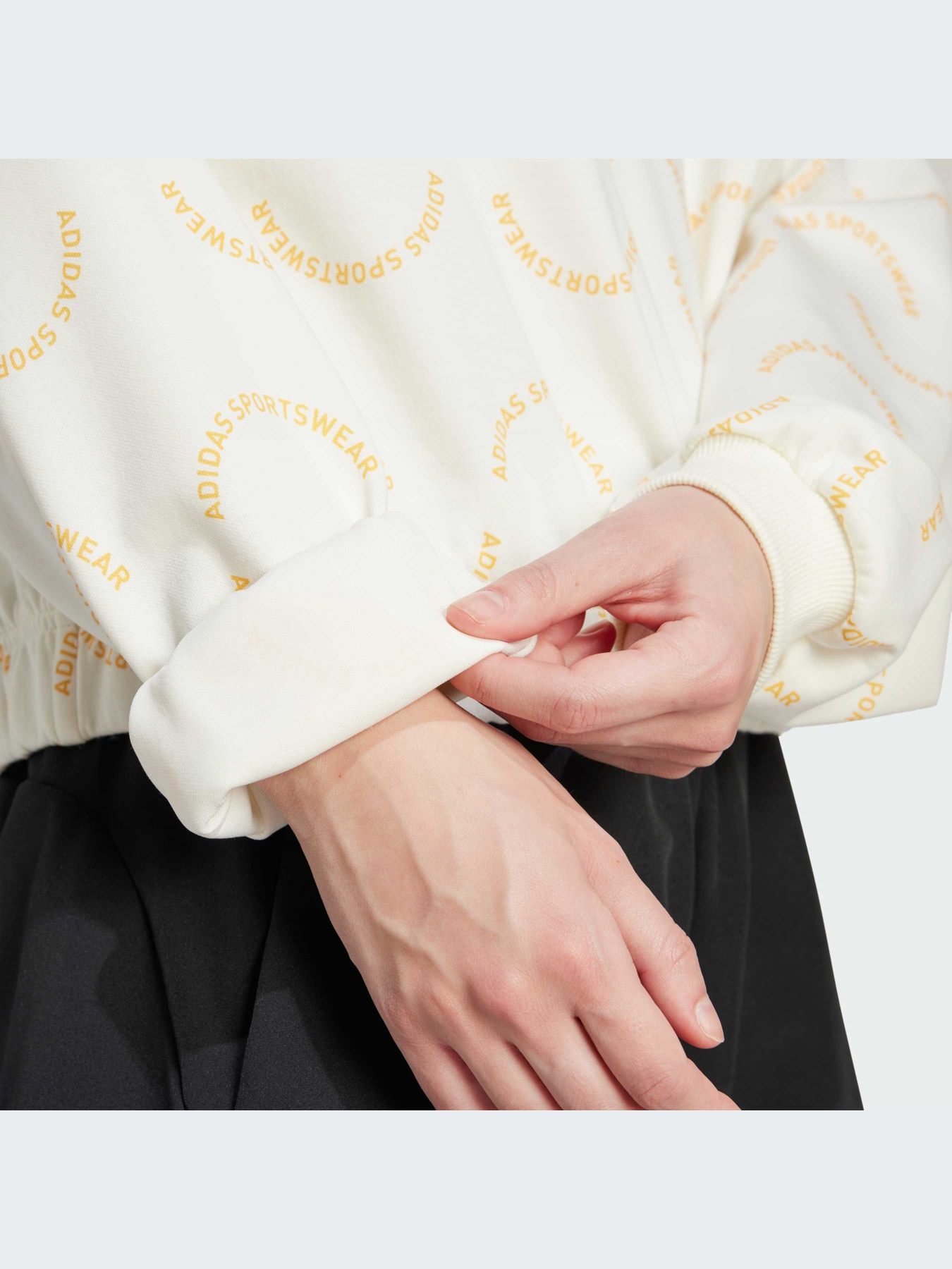 Свитшот Adidas модель IN7334 Фото