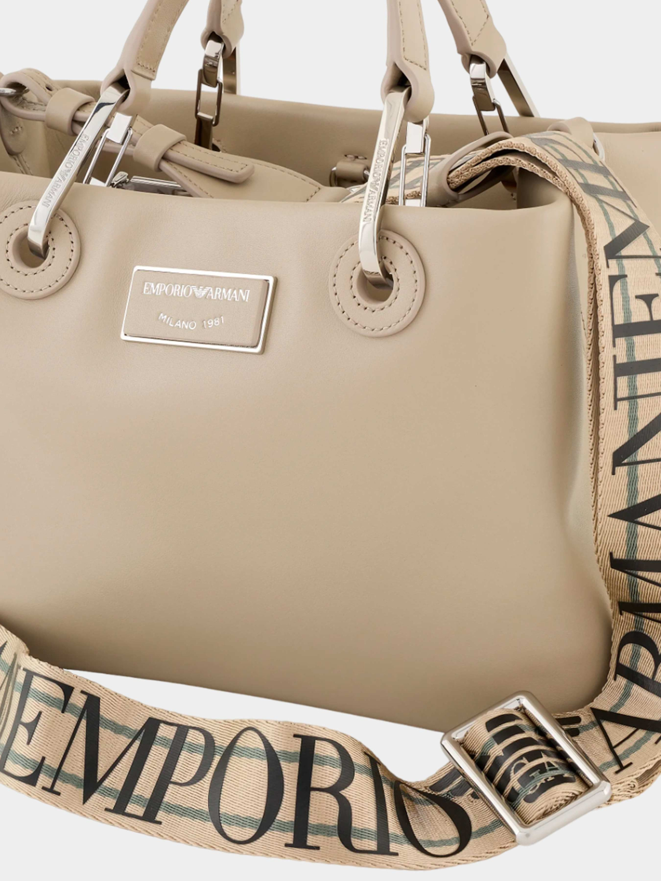 Сумки Emporio Armani модель Y3D166-Y478E-80022 Фото