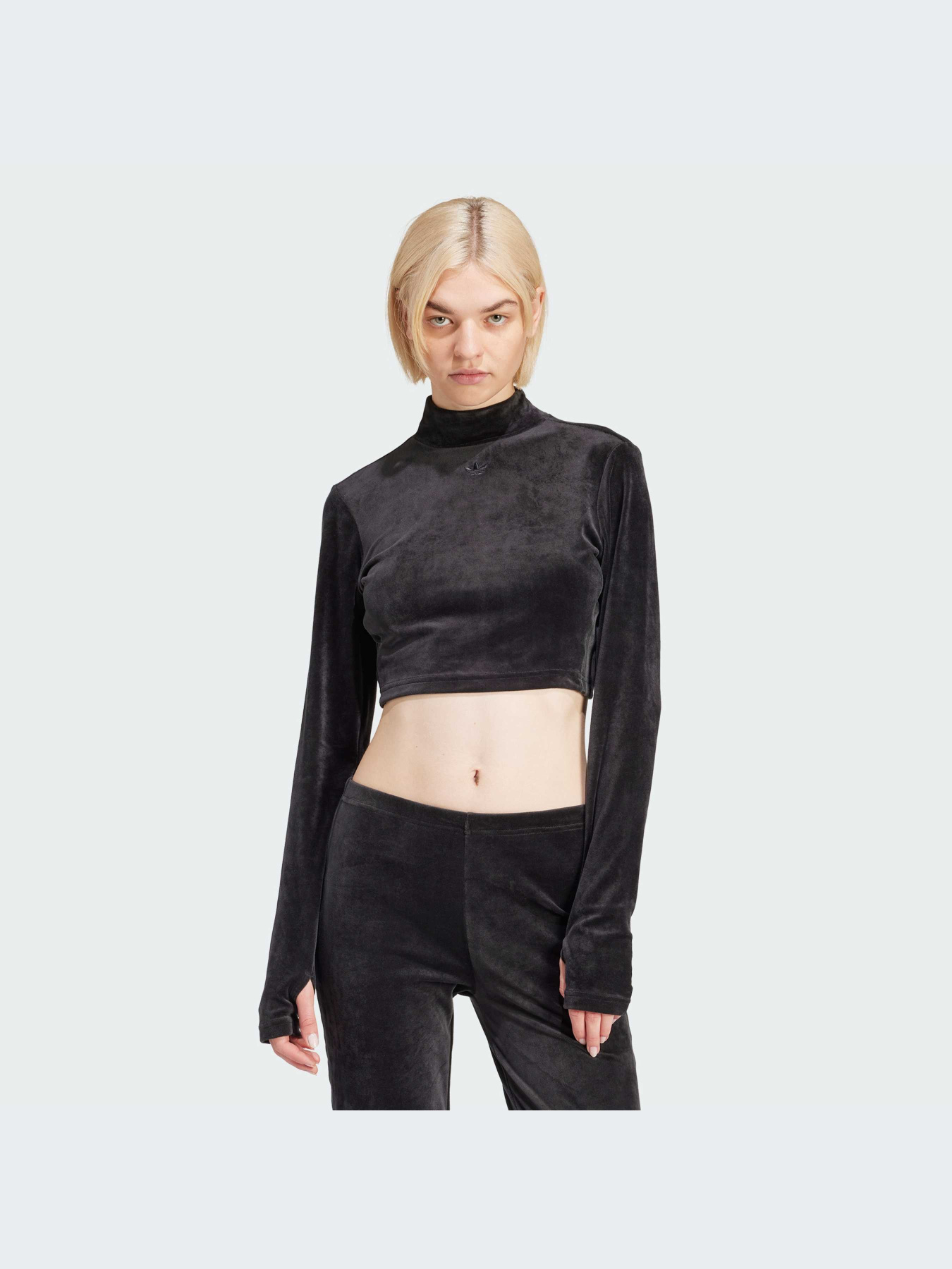 Топ Adidas модель IT9660 Фото