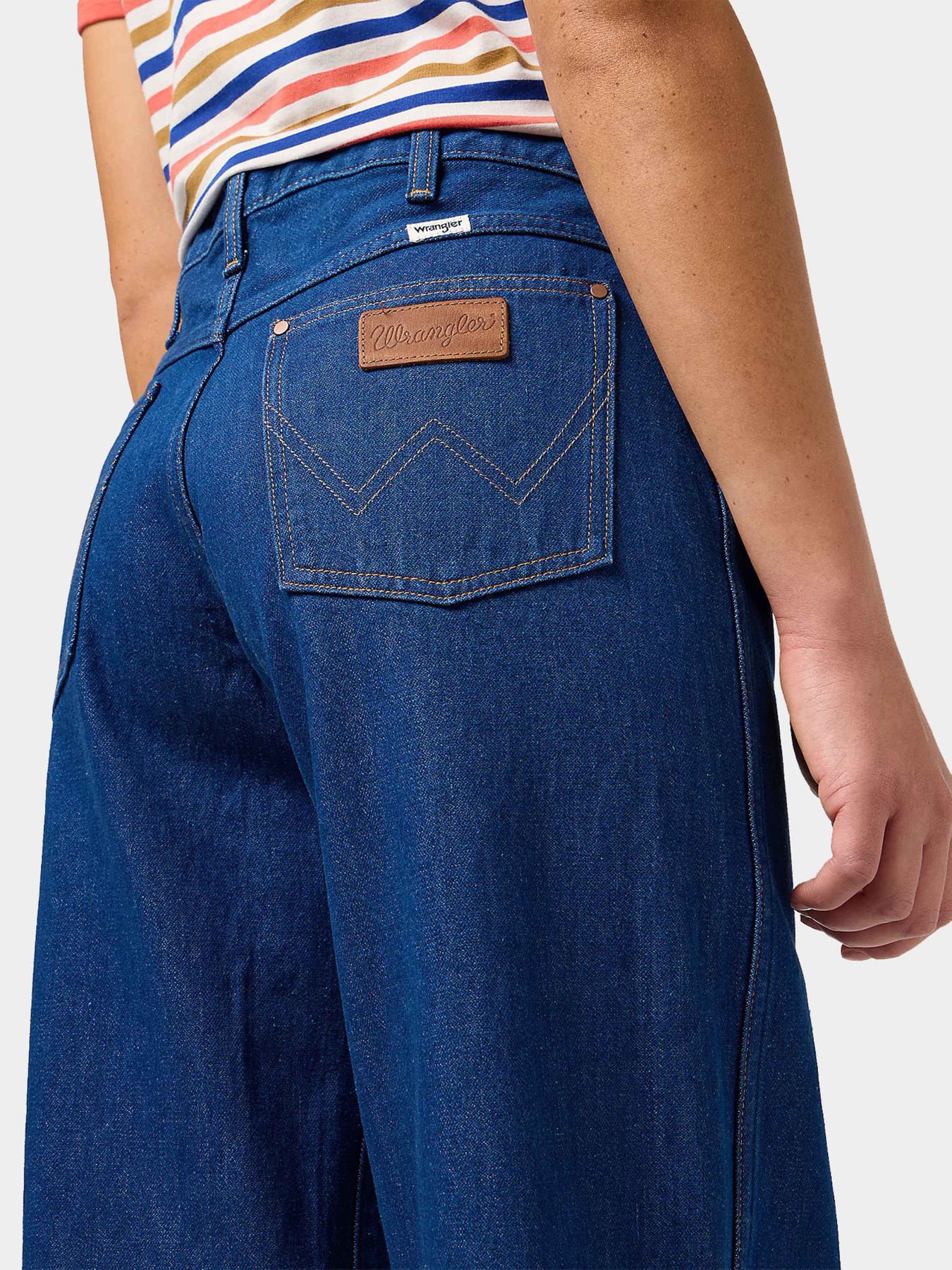 Джинсы Wrangler модель 112350735 Фото