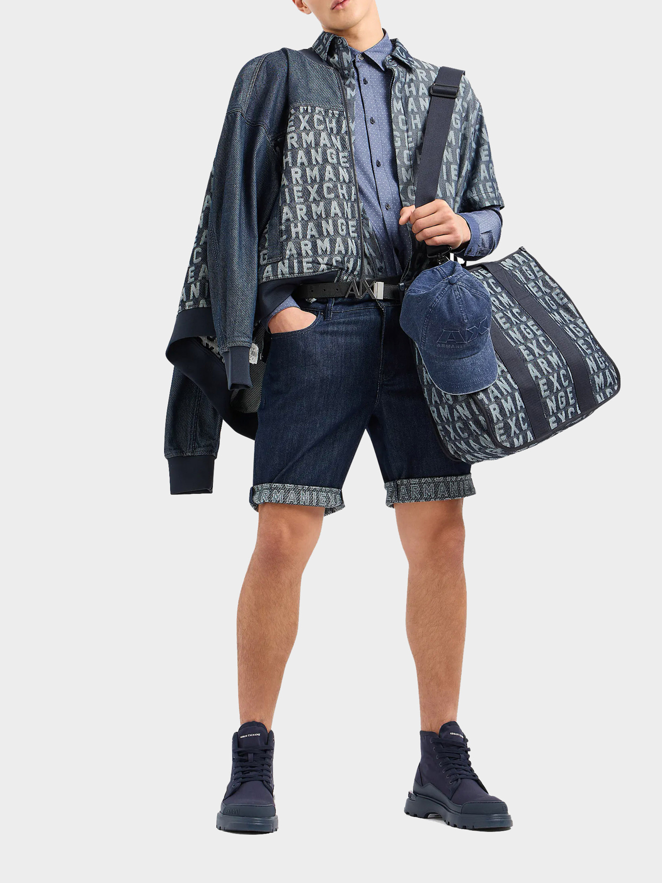 Шорты Armani Exchange модель 3DZJ65-Z1XKZ-25FR Фото