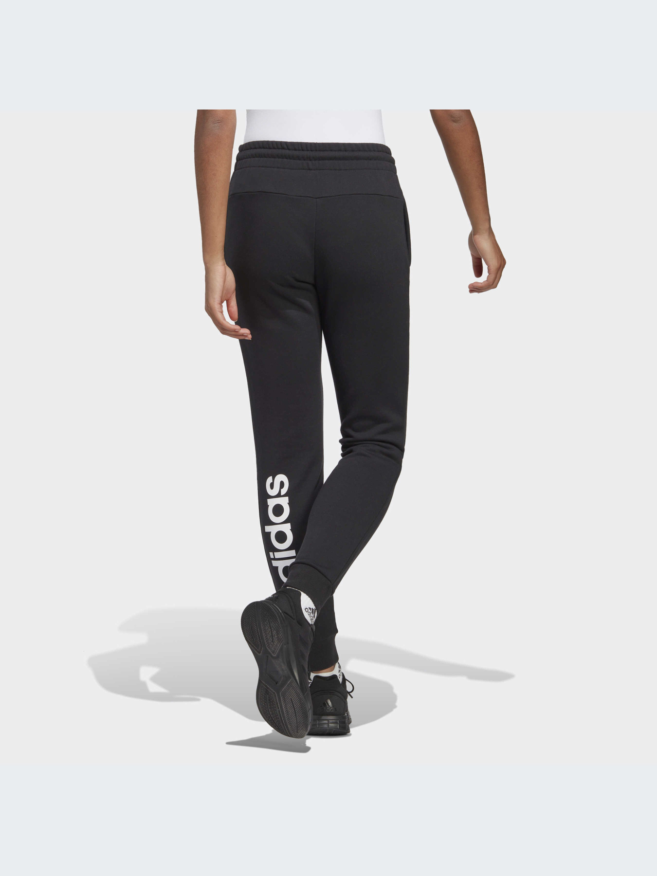 Джогери Adidas модель IC6868 Джогери Adidas модель IC6868 Фото