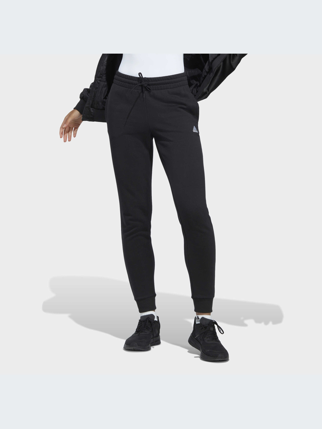 Джогери Adidas модель IC6868 Джогери Adidas модель IC6868 Фото