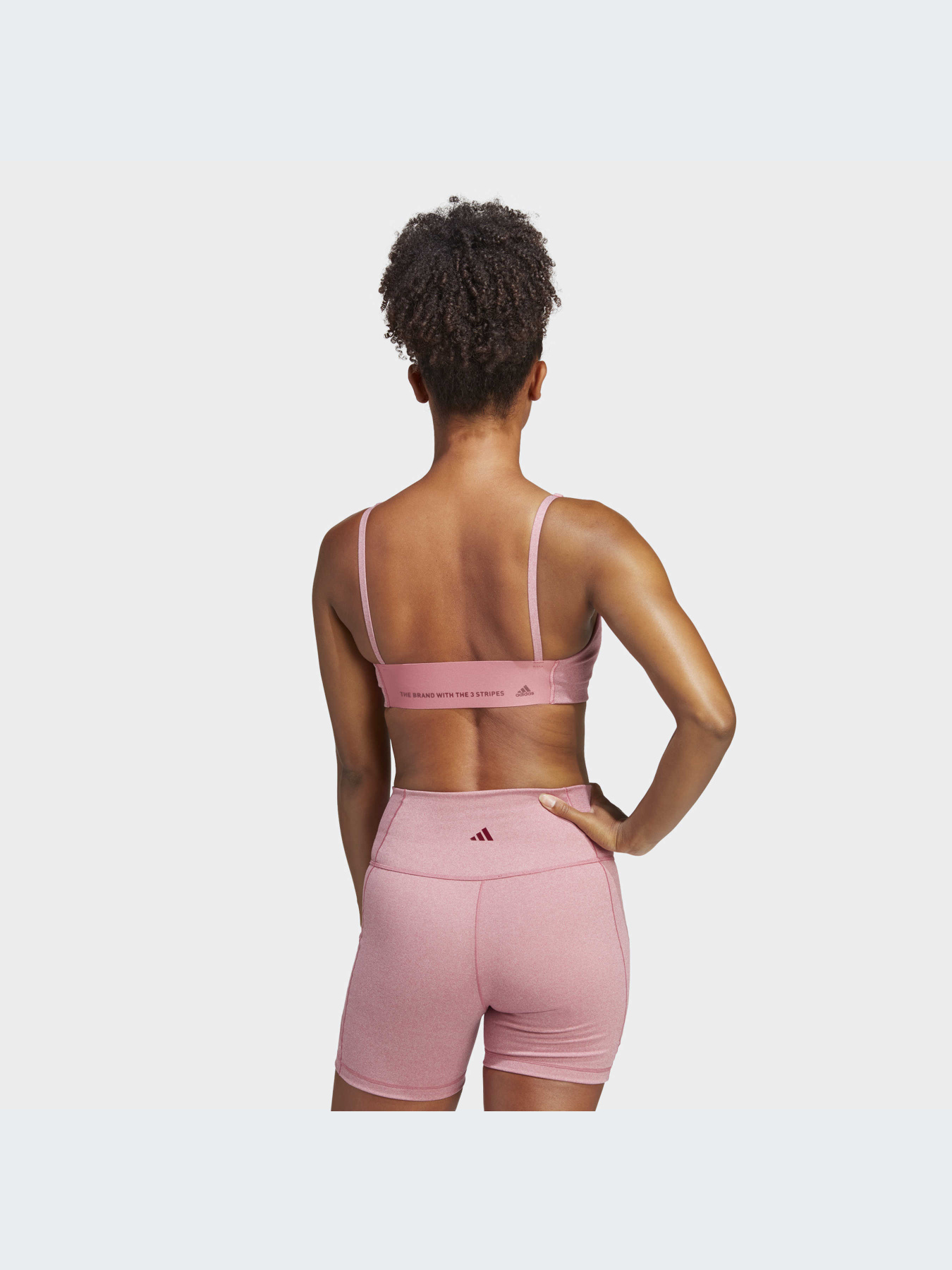 Топ спортивный Adidas Clima модель HR9680 Фото