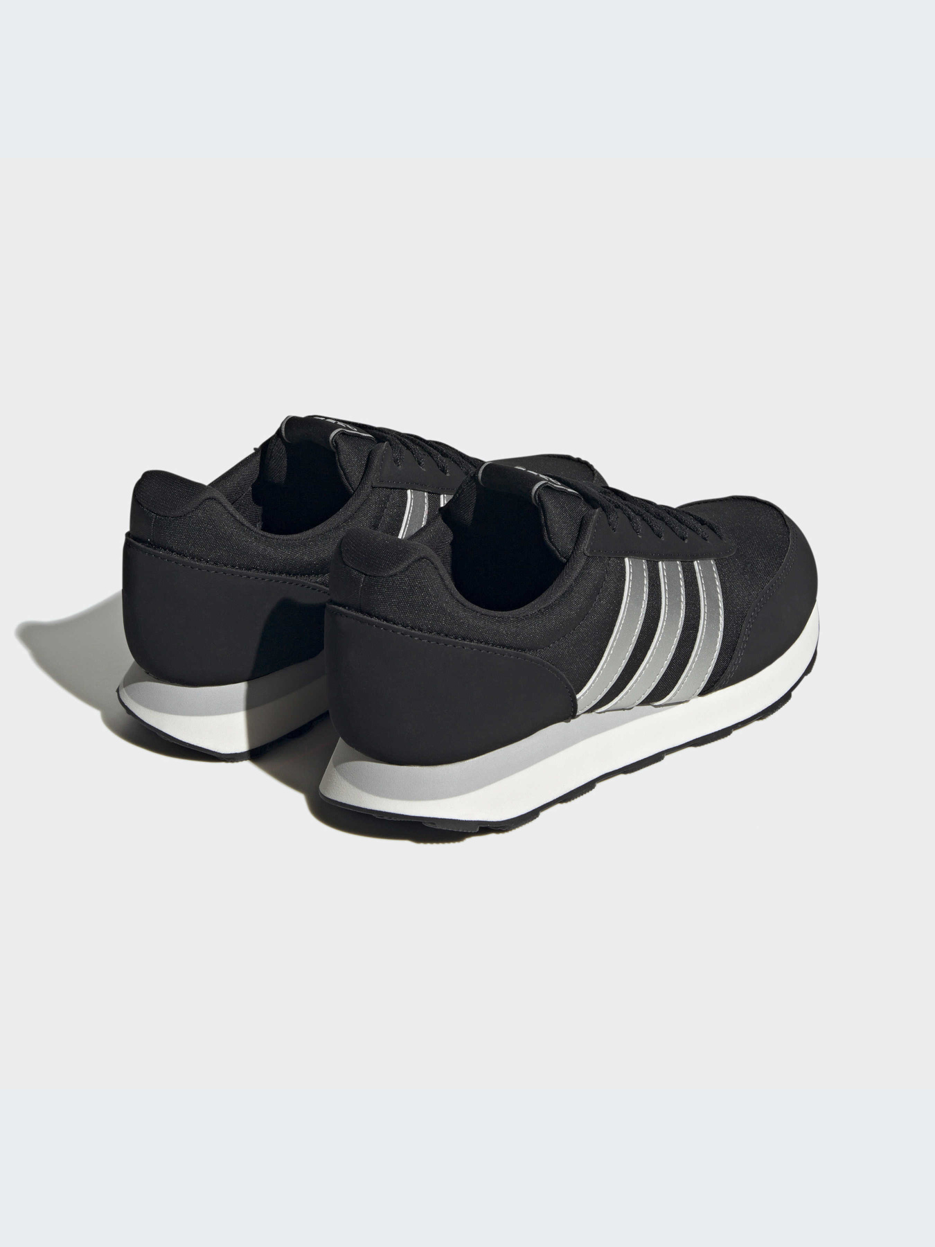 Кросівки Adidas модель HP2249 Фото