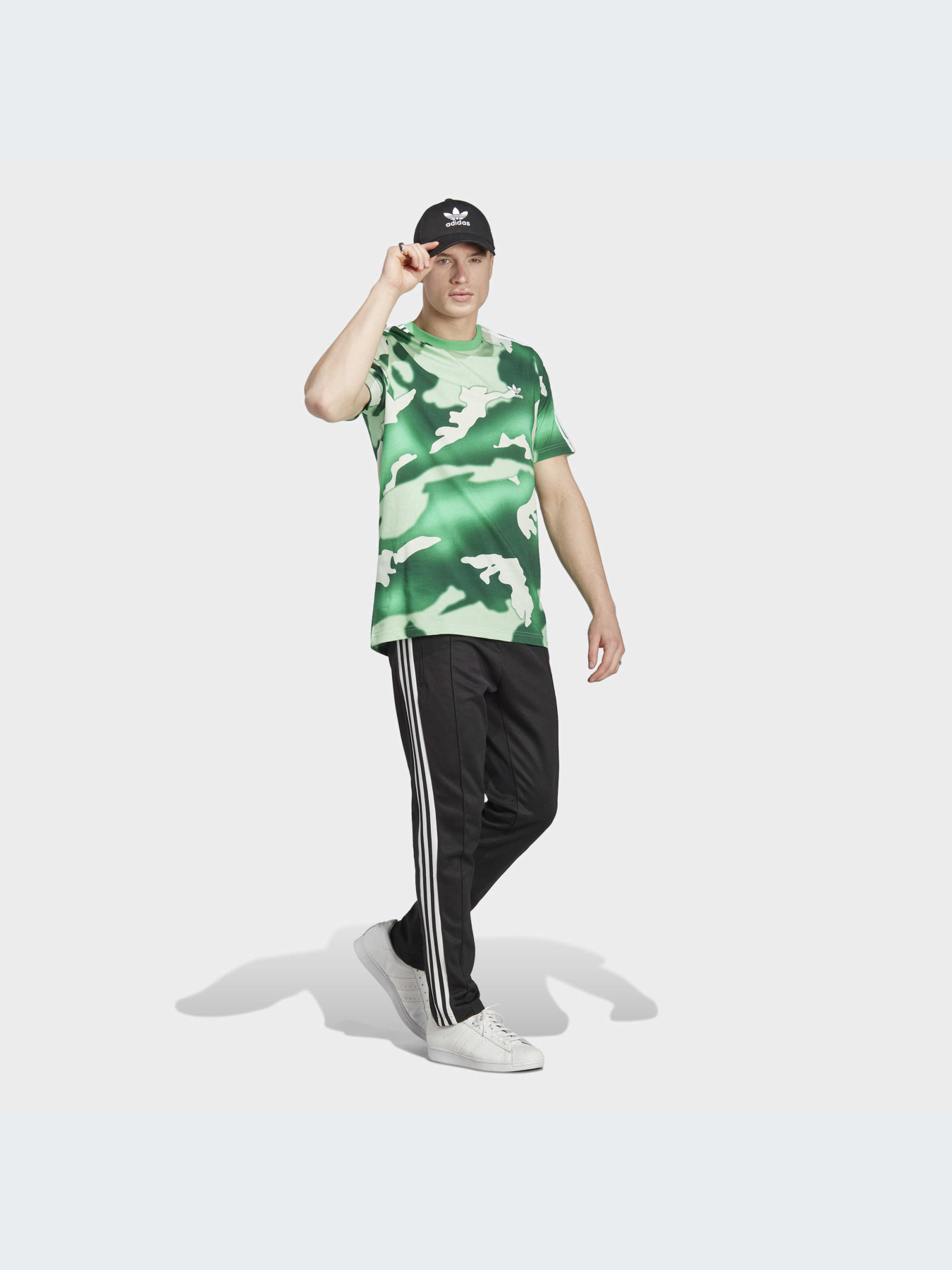 Футболка Adidas Graphics модель HZ1157 Фото