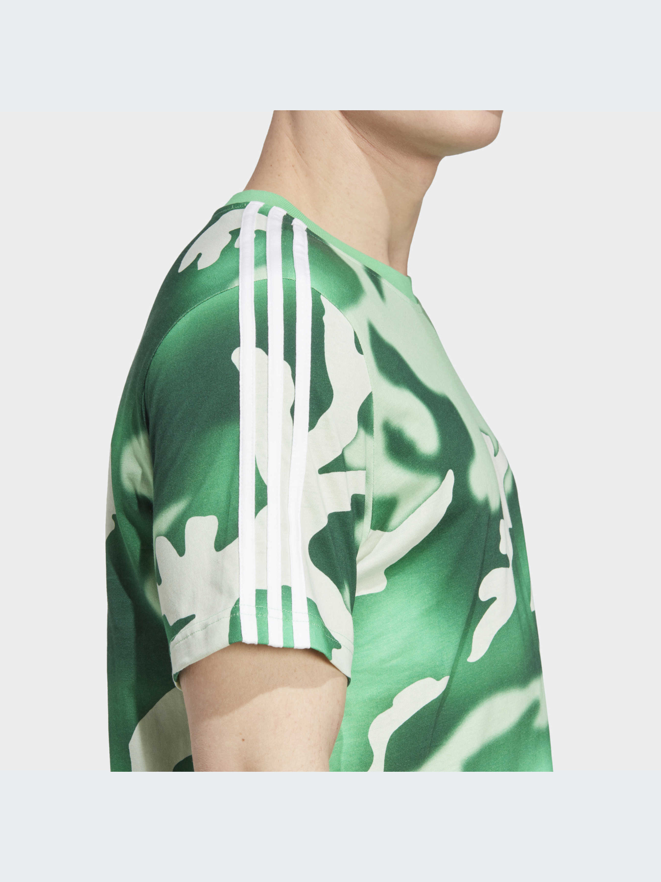 Футболка Adidas Graphics модель HZ1157 Фото