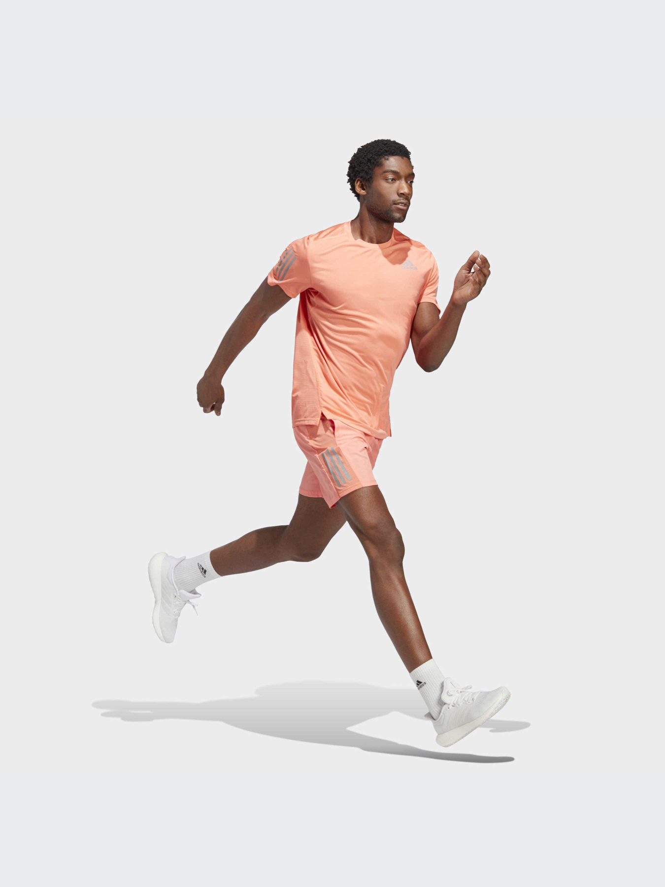 Спортивная футболка Adidas модель IC7628 Фото