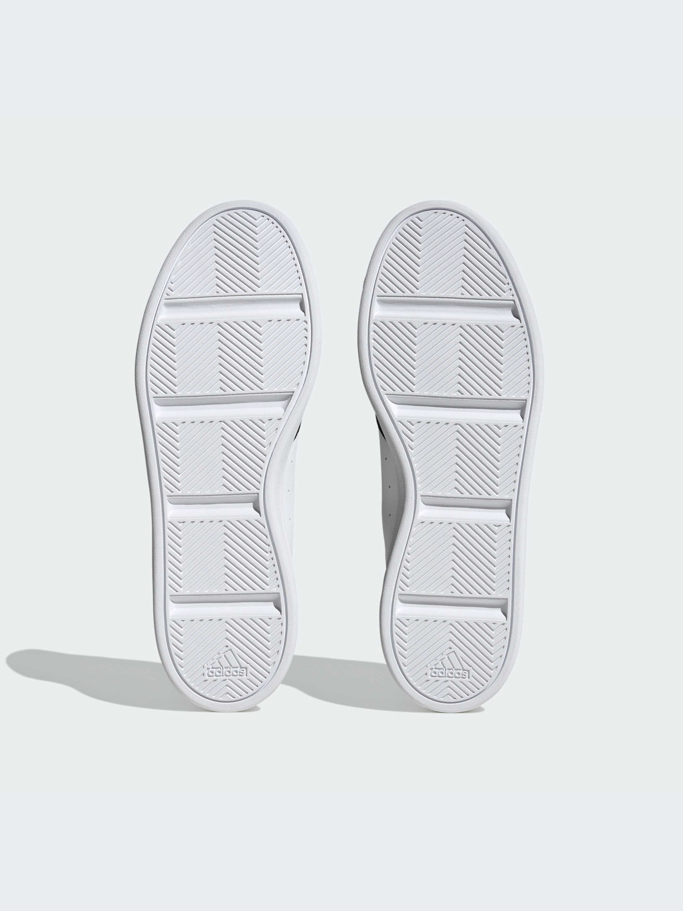 Кроссовки повседневные Adidas модель IG9818 Фото