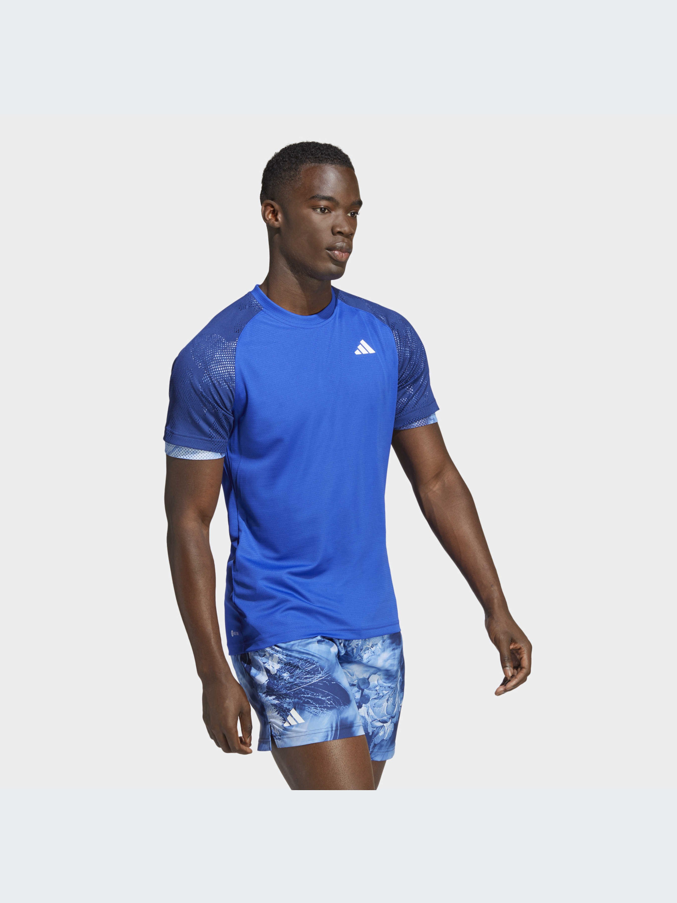 Спортивная футболка Adidas модель HT7207 Фото