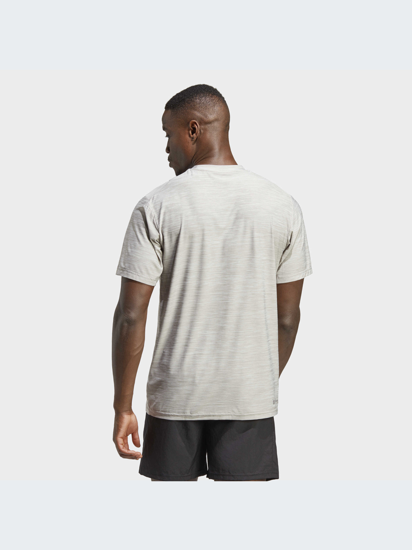 Футболка спортивна Adidas модель IC7416 Фото