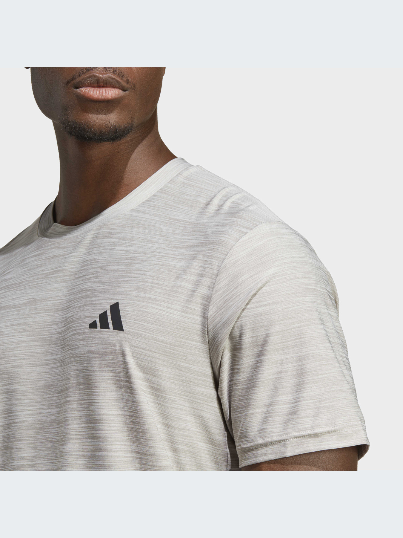 Футболка спортивна Adidas модель IC7416 Фото