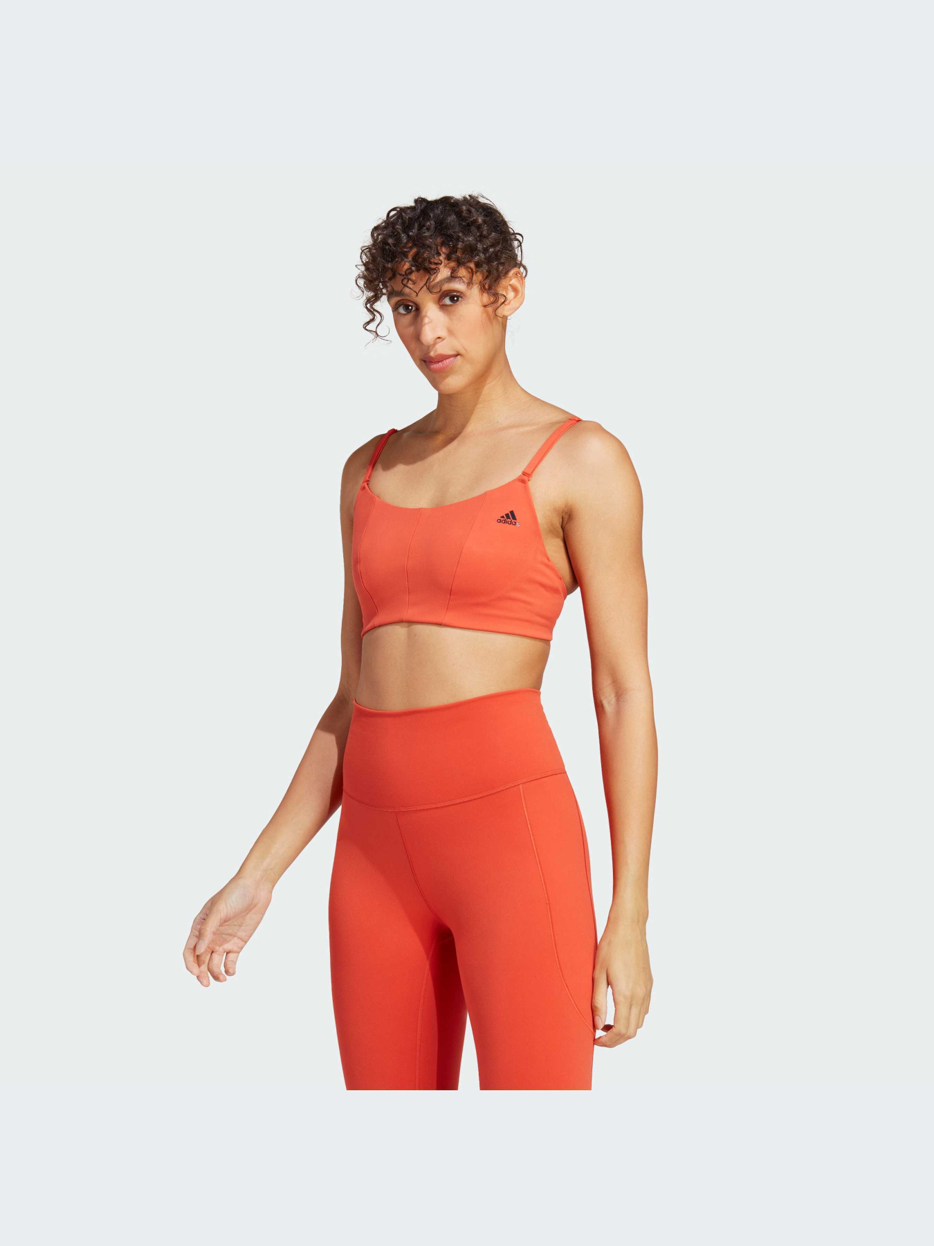 Спортивный топ Adidas Clima модель HR9682 Фото