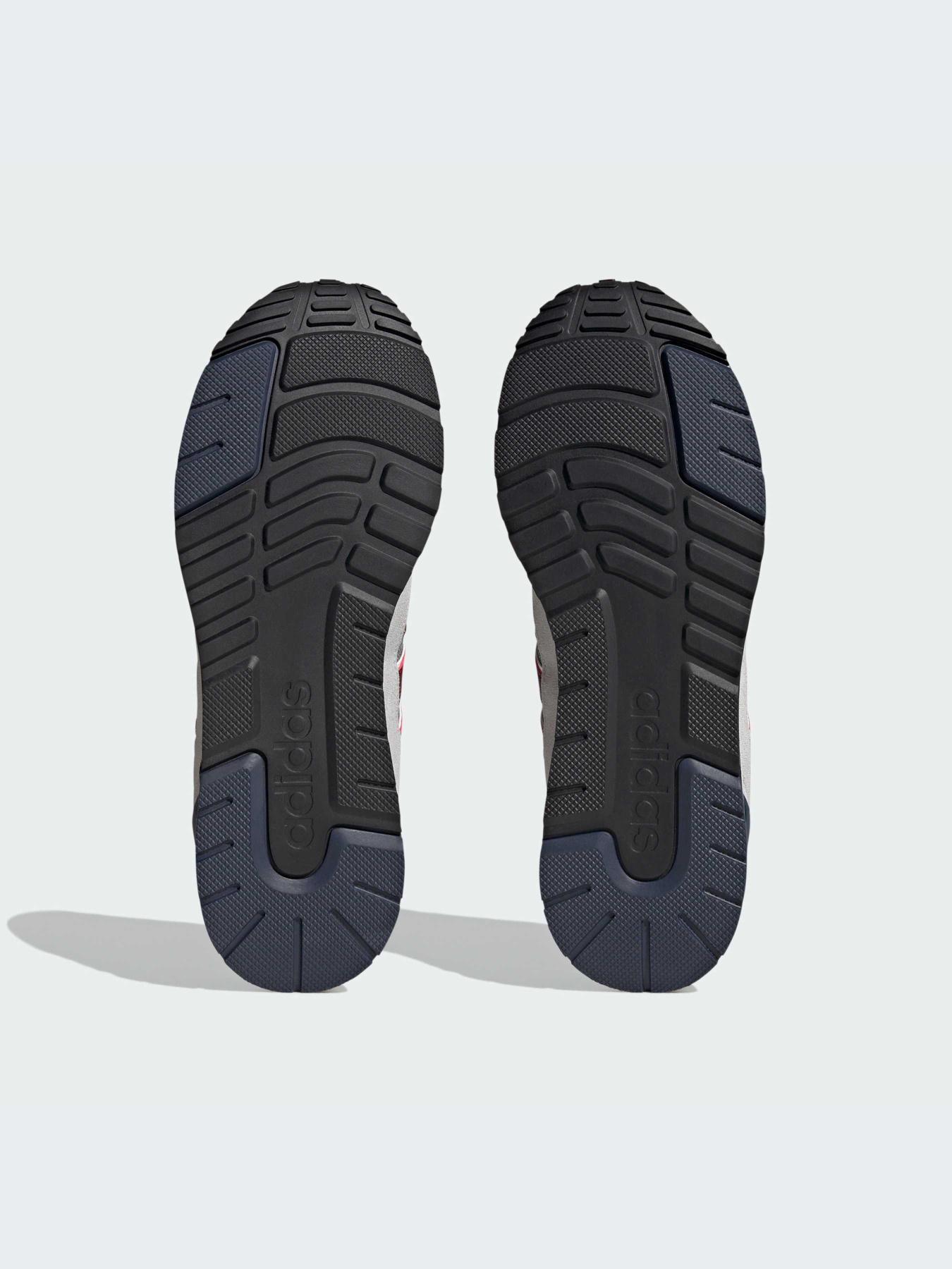 Кроссовки повседневные Adidas модель ID1882 Фото