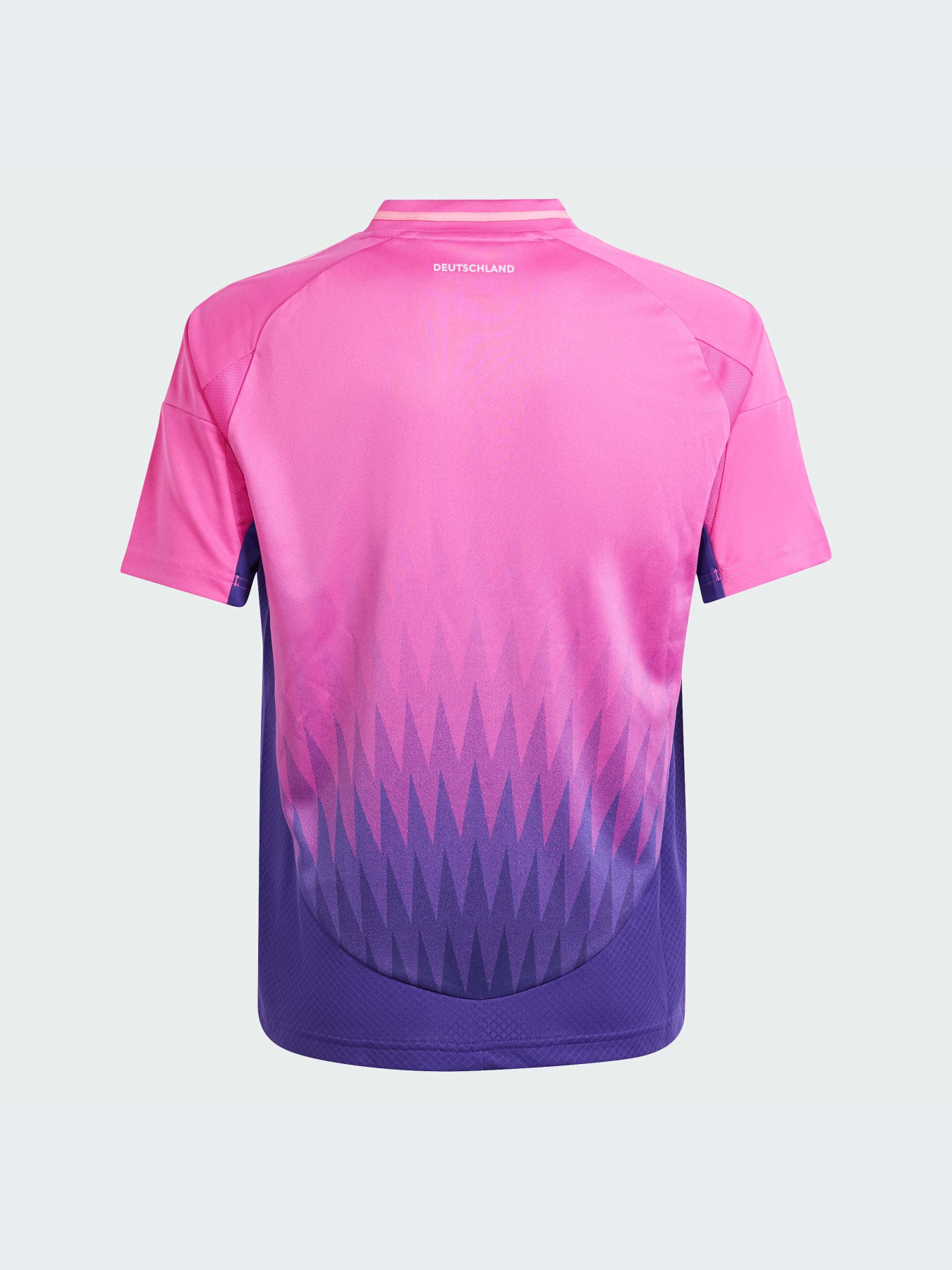 Футболка спортивная Adidas модель IP8161 Фото