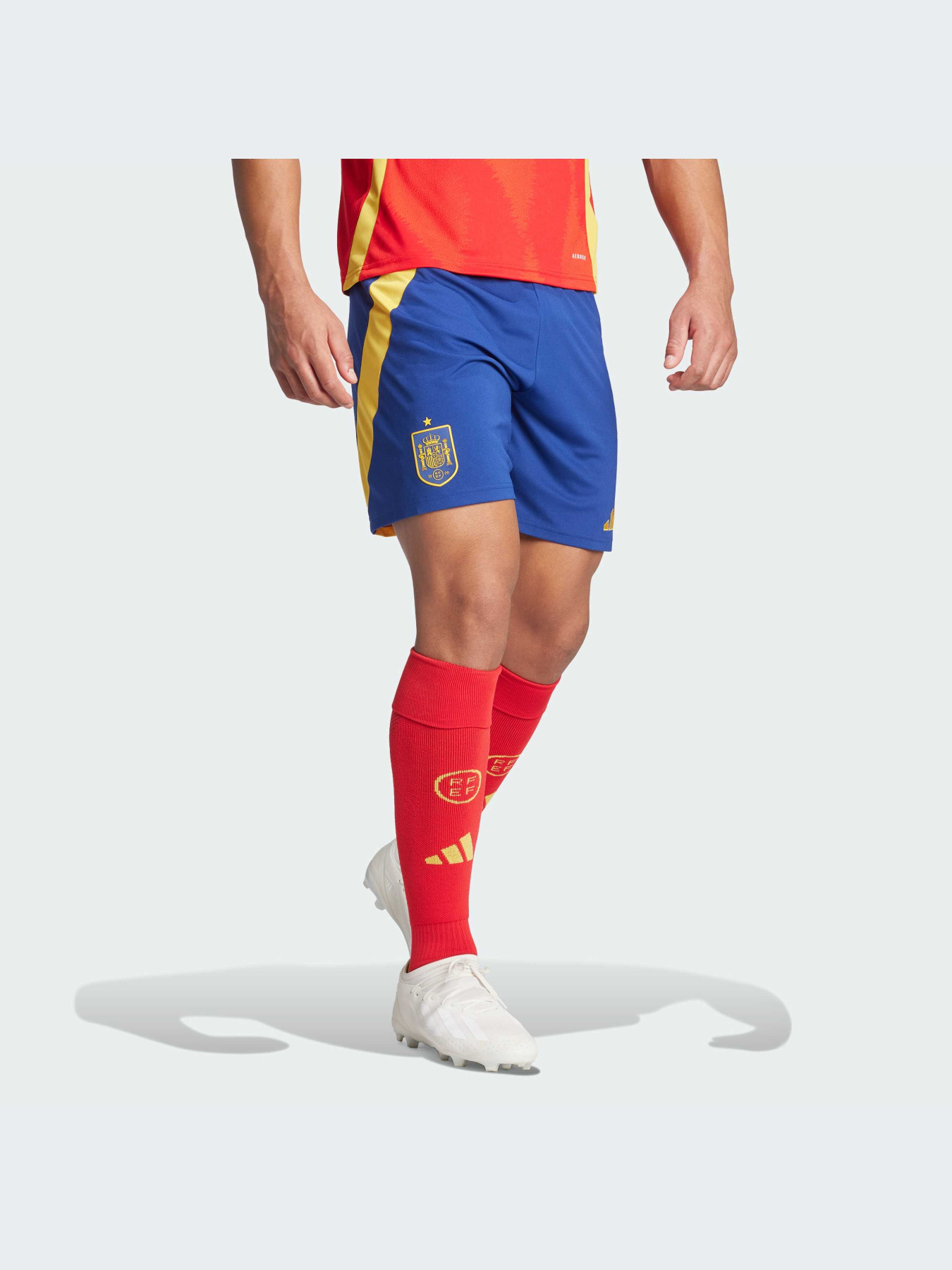 Спортивні шорти Adidas модель IW8150 Спортивні шорти Adidas модель IW8150 Фото