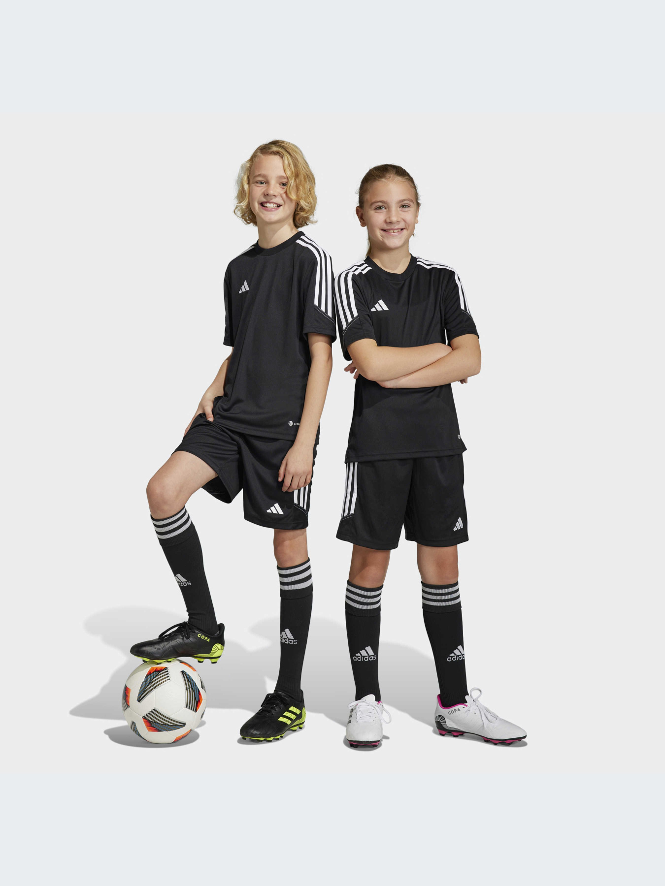 Шорты спортивные Adidas Tiro модель HS3623 Фото