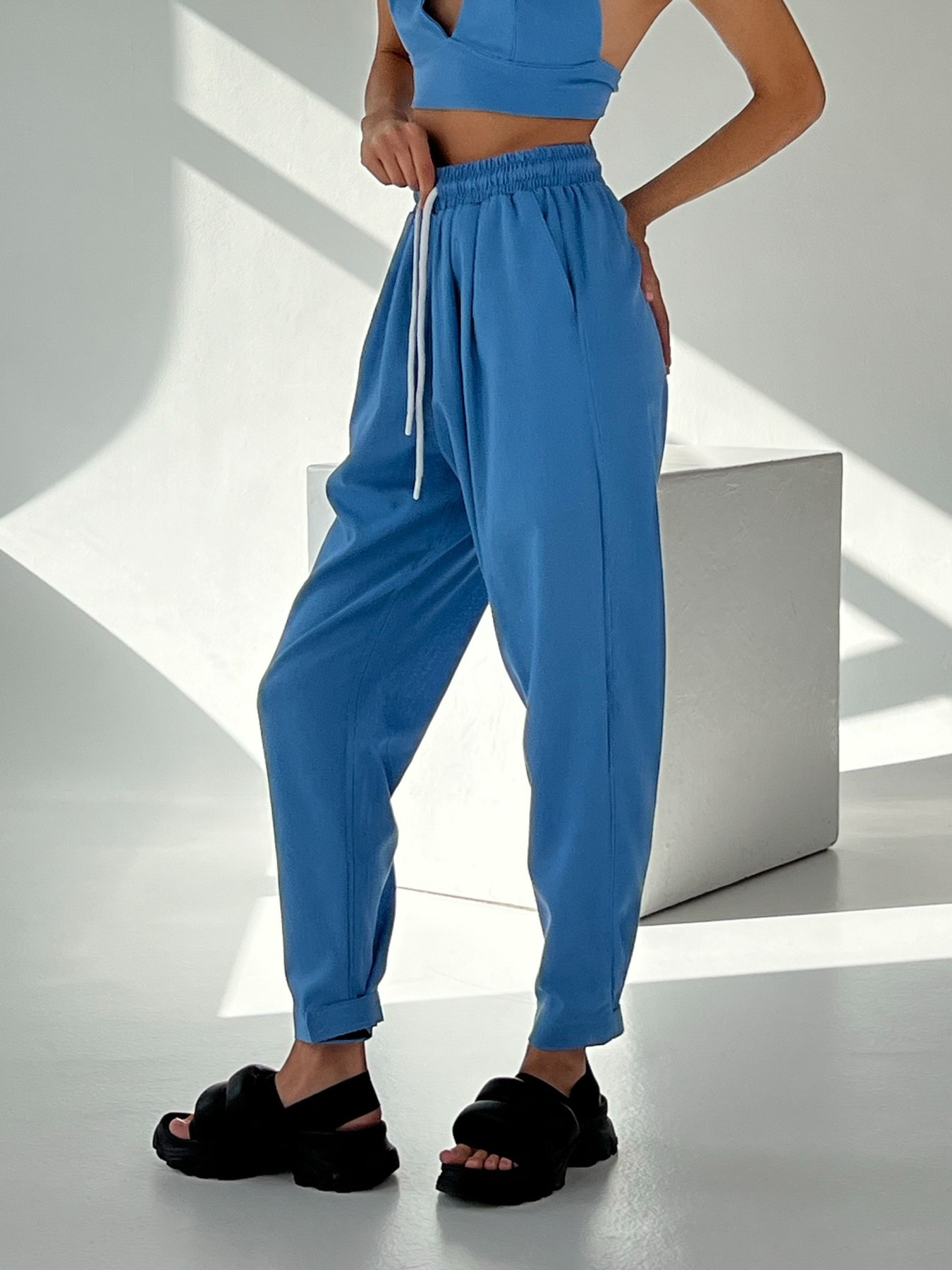 Повсякденні штани IJ модель lipuchki-linen-blue Повсякденні штани IJ модель lipuchki-linen-blue Фото