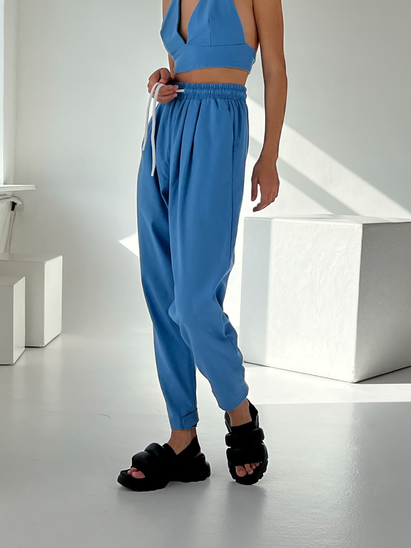 Повсякденні штани IJ модель lipuchki-linen-blue Повсякденні штани IJ модель lipuchki-linen-blue Фото