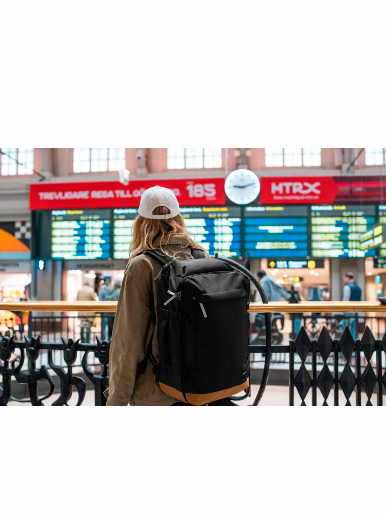 Повсякденний рюкзак Pacsafe Go Carry-on модель 35160130 Фото