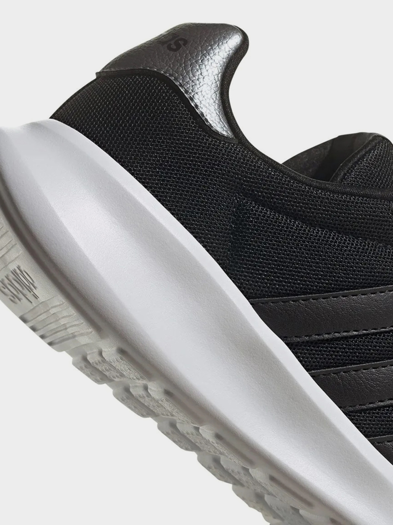 Кроссовки Adidas модель GY0699 Фото