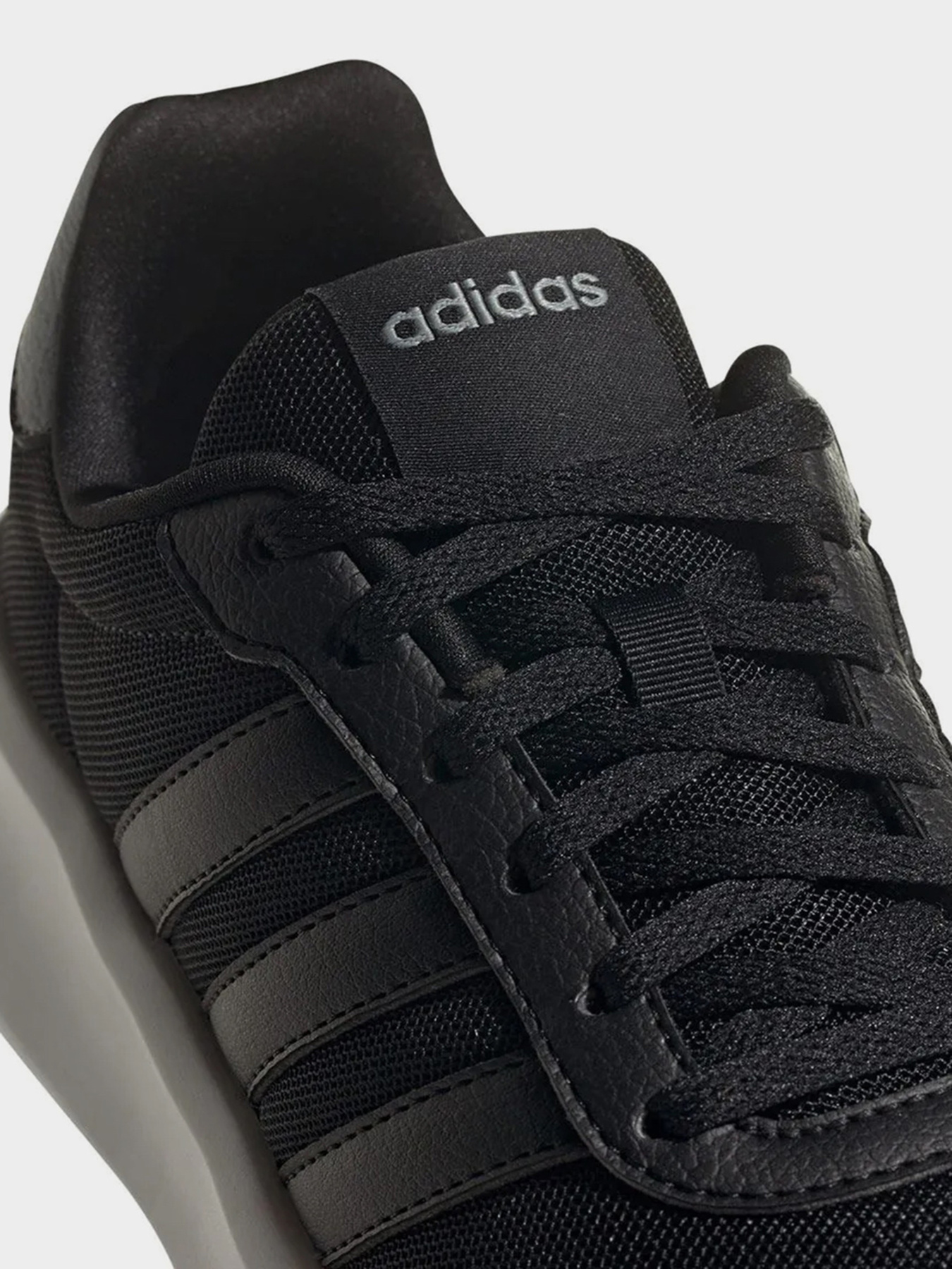 Кроссовки Adidas модель GY0699 Фото