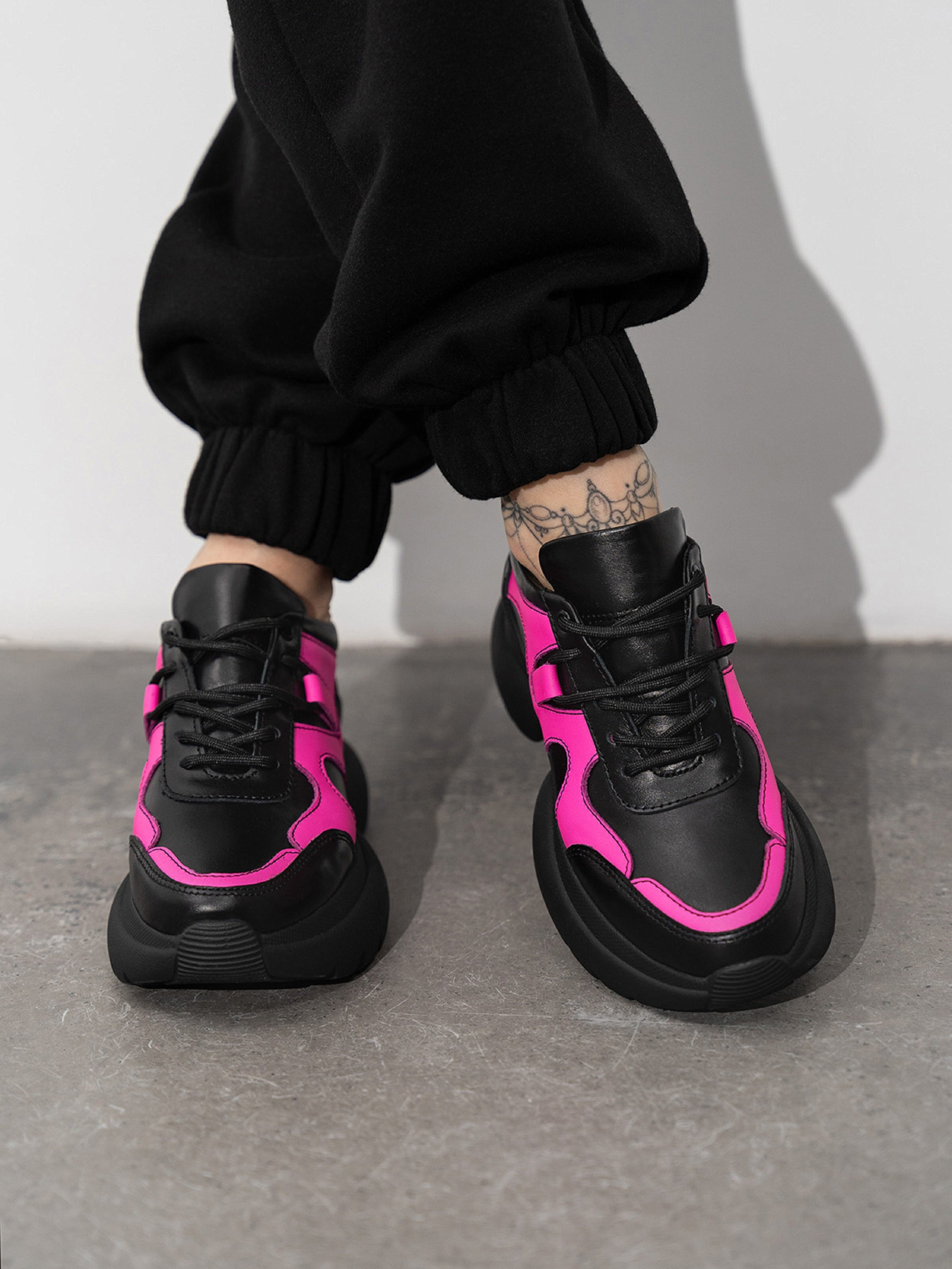 Кросівки повсякденні ISSA Plus модель OB2-440_черный Фото