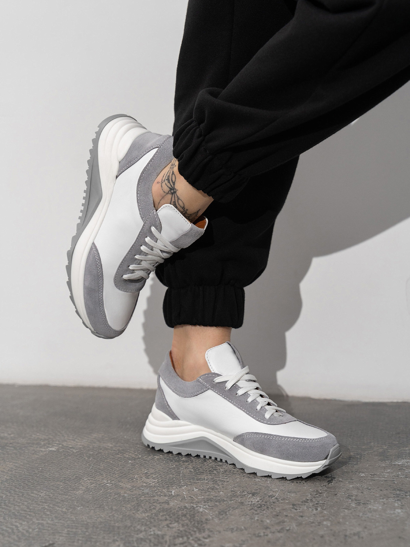 Кроссовки ISSA Plus модель OB2-427_белый Фото