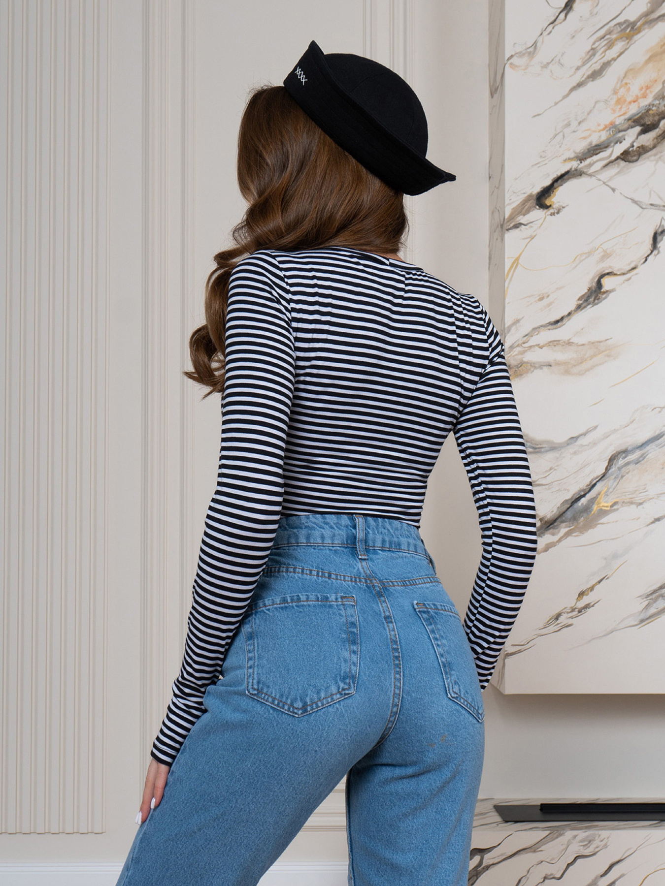 Лонгслив ISSA Plus модель 14564_черный_белый Фото