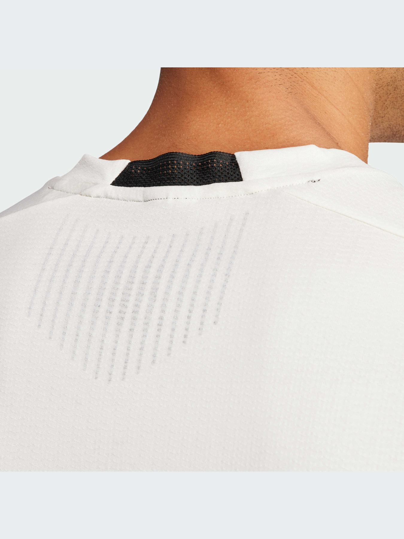 Футболка спортивная Adidas модель IL7133 Фото