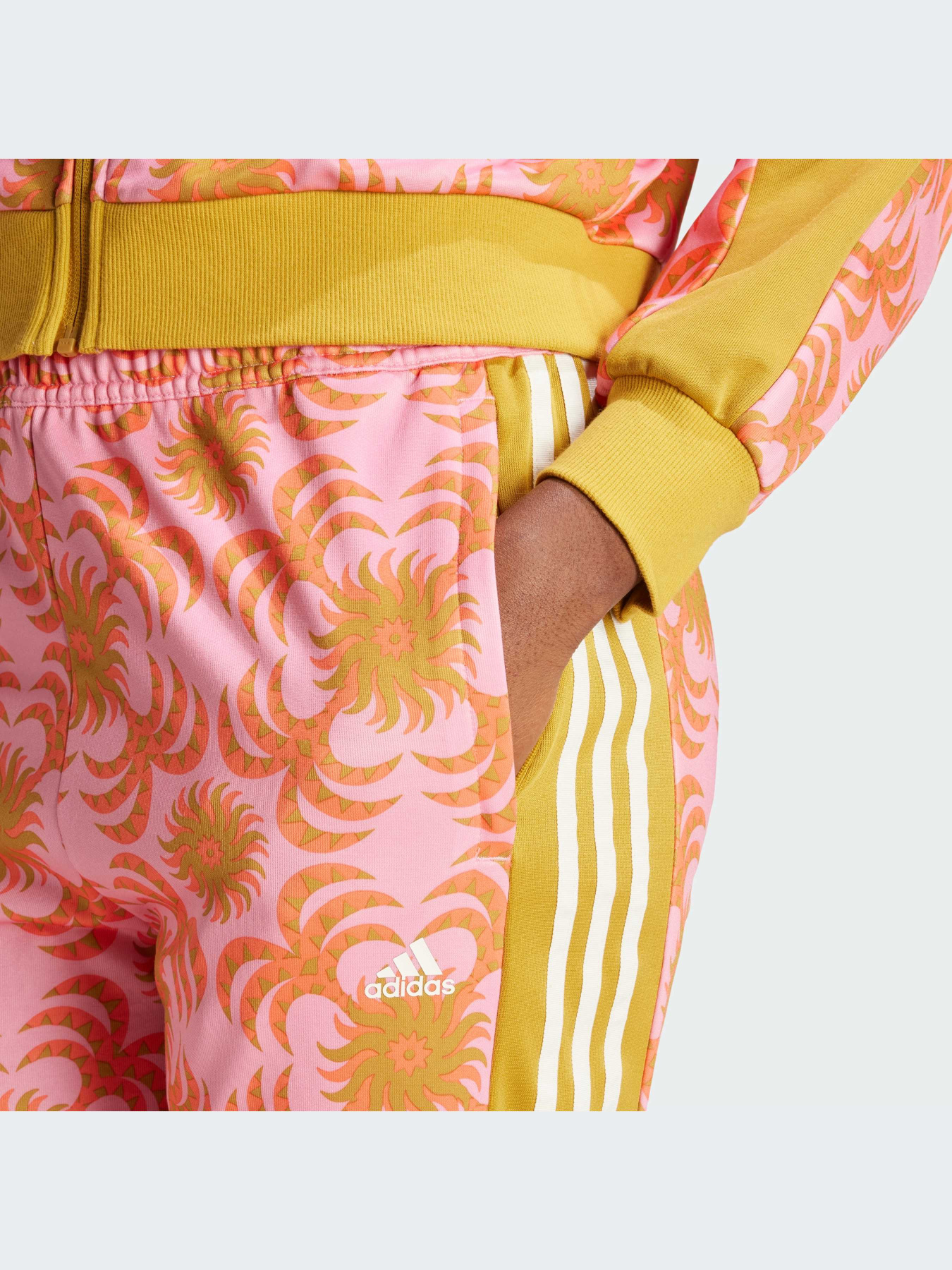 Спортивні штани Adidas модель IQ4493 Спортивні штани Adidas модель IQ4493 Фото