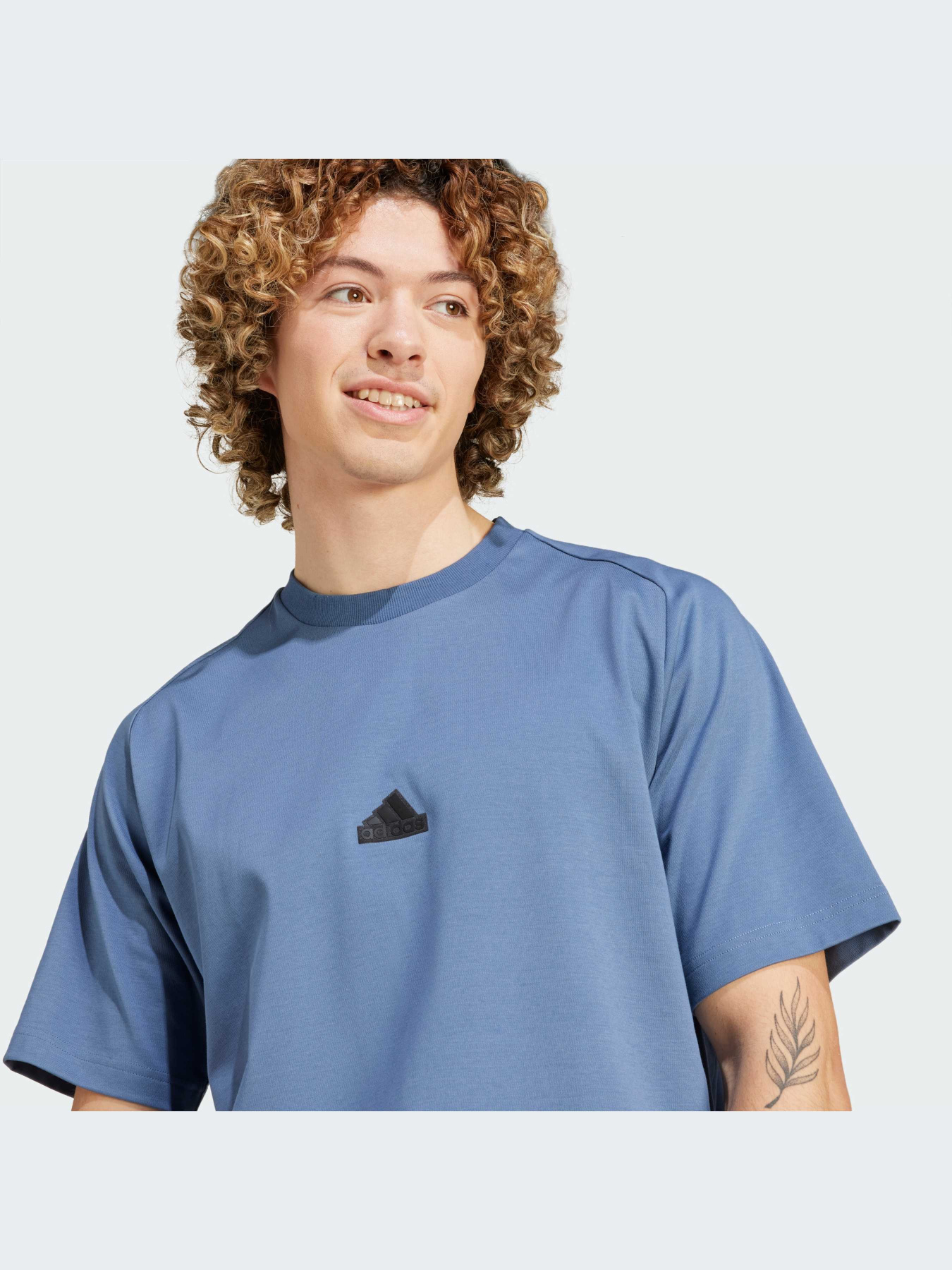 Футболка Adidas ZNE модель IR5234 Фото