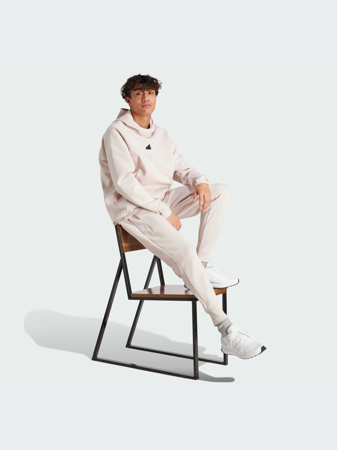 Штаны спортивные Adidas ZNE модель IR5204 Фото