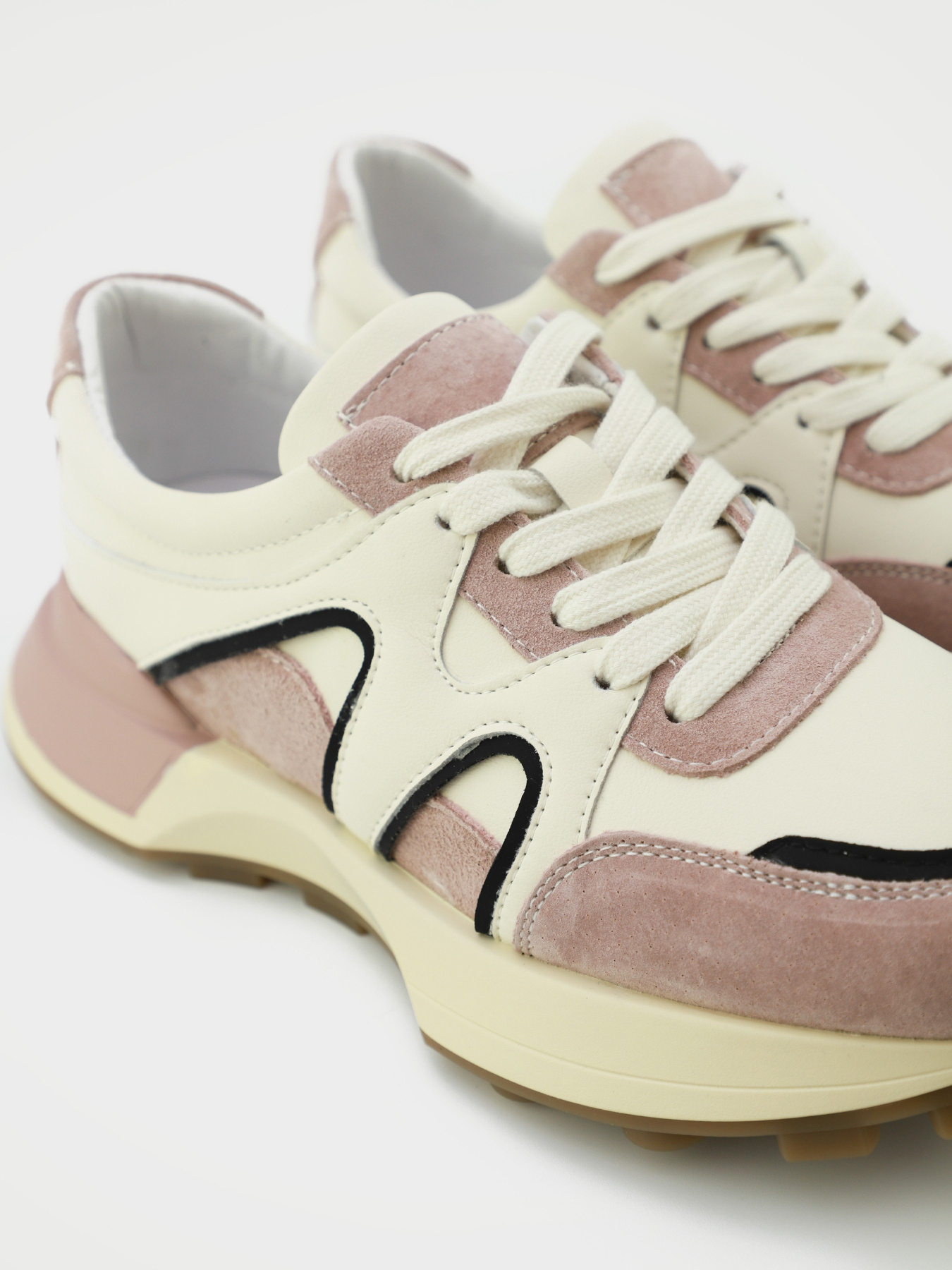 Кроссовки URBAN TRACE модель UT24-W-1101-2 Фото