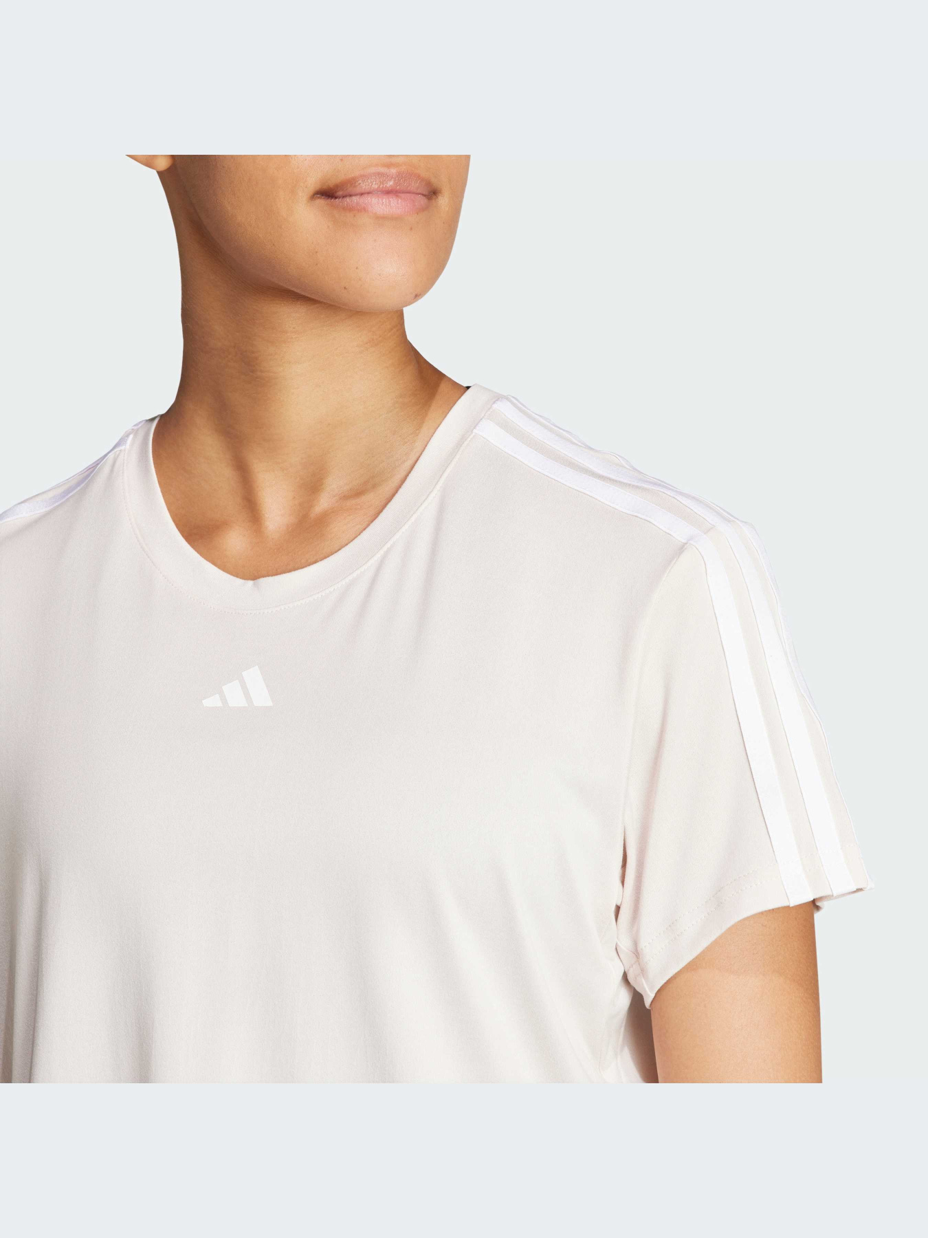 Спортивна футболка Adidas 3 Stripes модель IS4214 Фото