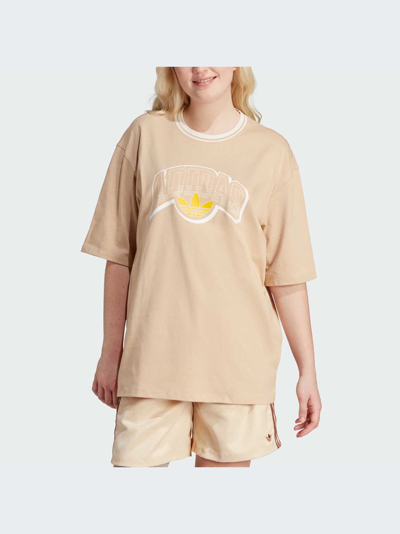 Футболка Adidas Graphics модель IU2492 Футболка Adidas Graphics модель IU2492 Фото