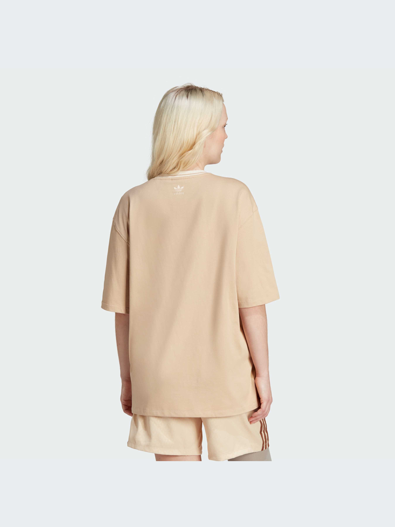 Футболка Adidas Graphics модель IU2492 Футболка Adidas Graphics модель IU2492 Фото