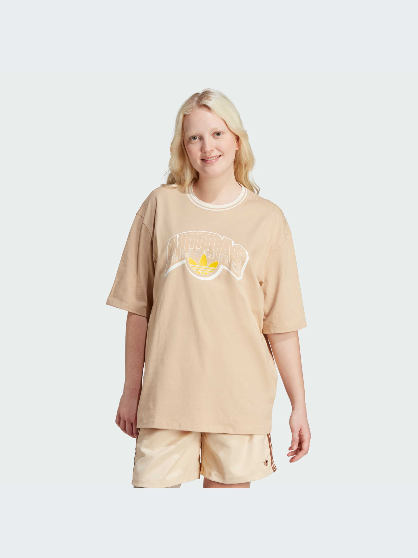 Футболка Adidas Graphics модель IU2492 Футболка Adidas Graphics модель IU2492 Фото